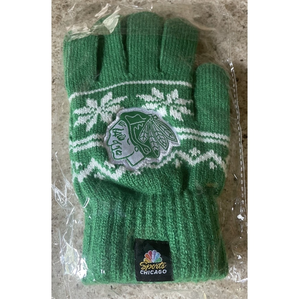 Chicago Blackhawks Green Winter Snowflakes Gloves NBC Sports‎ Fan Adult SGA